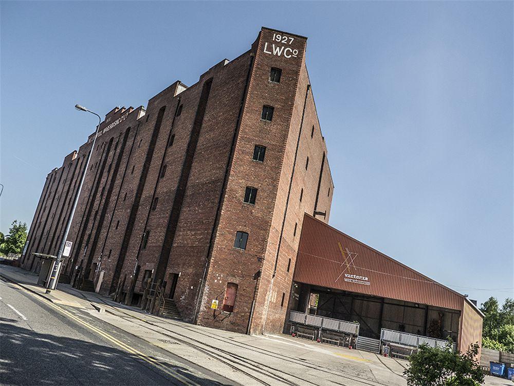 סלפורד Victoria Warehouse Hotel מראה חיצוני תמונה