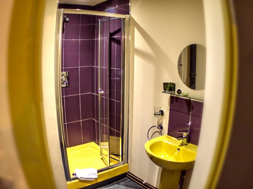 סלפורד Victoria Warehouse Hotel חדר תמונה
