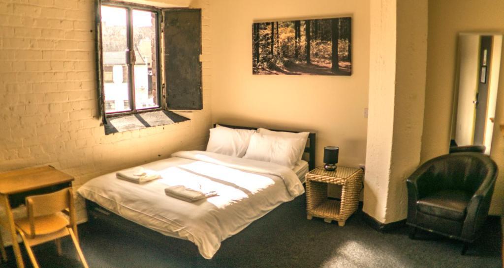 סלפורד Victoria Warehouse Hotel מראה חיצוני תמונה