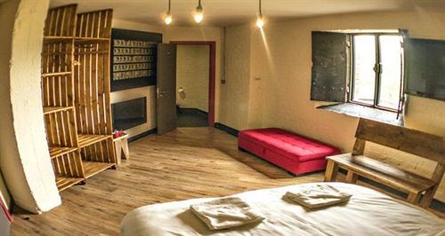 סלפורד Victoria Warehouse Hotel מראה חיצוני תמונה