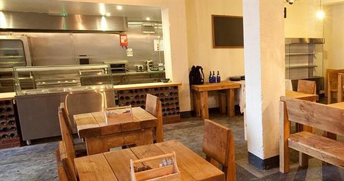 סלפורד Victoria Warehouse Hotel מראה חיצוני תמונה